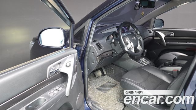 KG Mobility (SsangYong) Korando Turismo 4WD TX 9-seater 2019 — фото 11