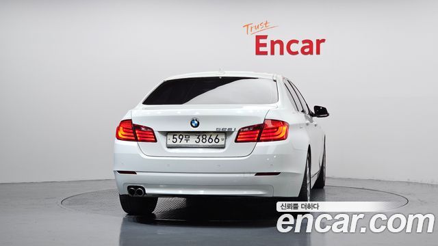 BMW 5 Series (F10) 528i 2012 — фото 4