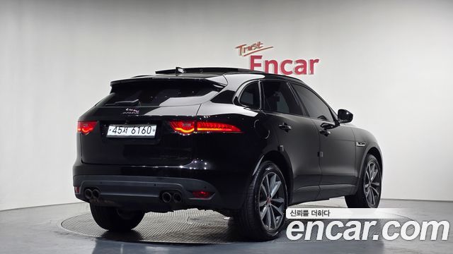 Jaguar F-PACE 20d R-Sport 2019 — фото 2
