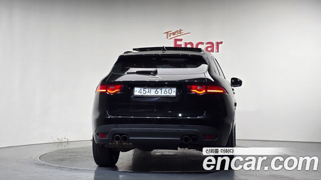 Jaguar F-PACE 20d R-Sport 2019 — фото 4