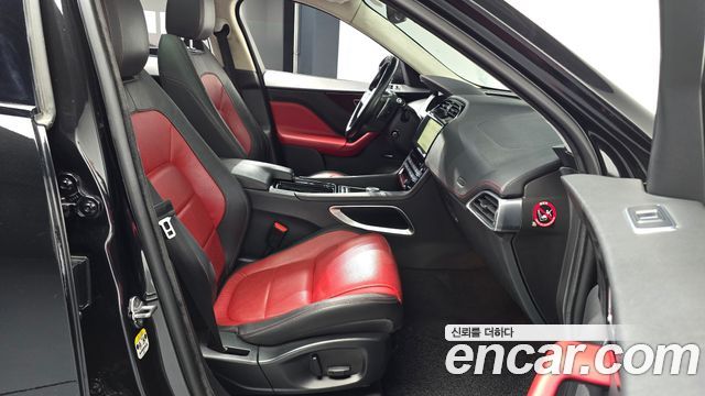 Jaguar F-PACE 20d R-Sport 2019 — фото 26