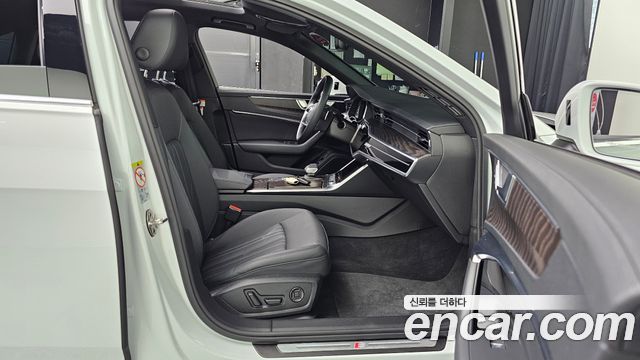 Audi A6 (C8) 45 TFSI Quattro Premium 2023 — фото 12
