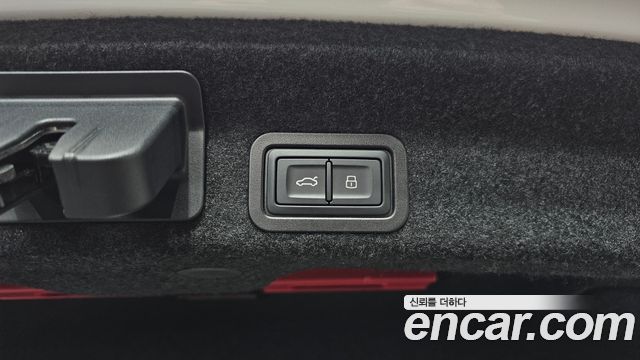 Audi A6 (C8) 45 TFSI Quattro Premium 2023 — фото 32