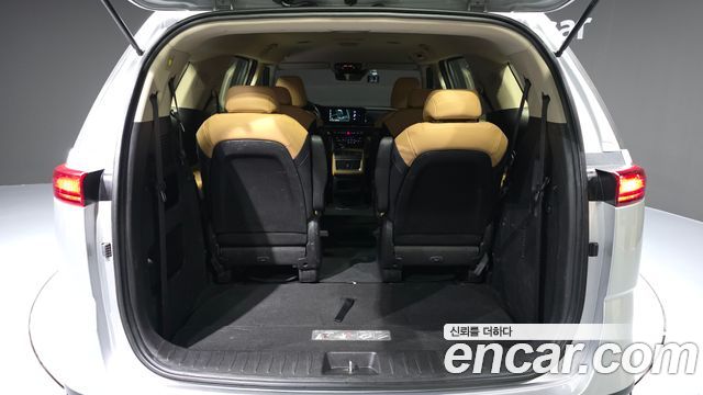 Kia Carnival (IV) Diesel 9-Seater Prestige 2022 — фото 20