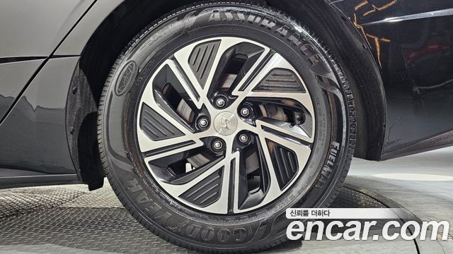 Hyundai Sonata Hybrid (DN8) Premium 2021 — фото 27