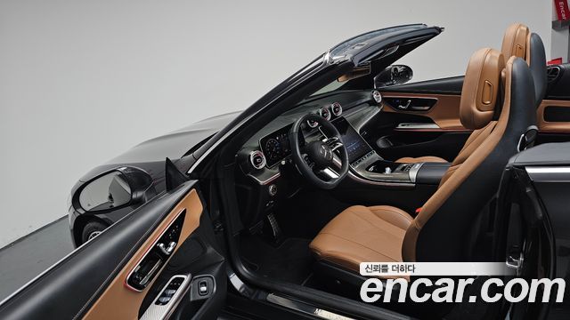 Mercedes-Benz CLE-Class (C236) CLE200 Cabriolet 2025 — фото 10