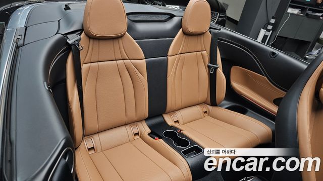 Mercedes-Benz CLE-Class (C236) CLE200 Cabriolet 2025 — фото 12