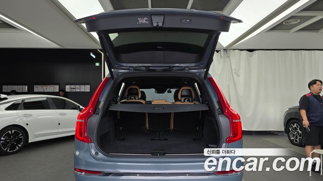 Volvo XC90 (II) B6 Inscription 2022 — фото 20