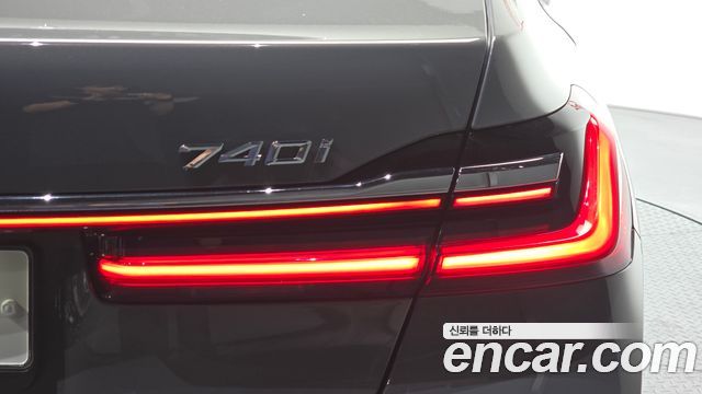 BMW 7 Series (G11) 740i Design Pure Excellence 2021 — фото 23