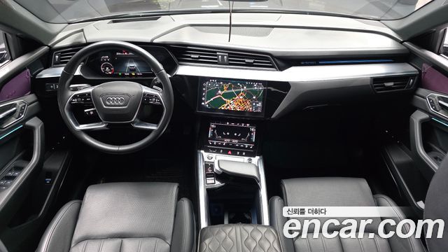 Audi e-tron 55 Quattro Sportback 2022 — фото 7