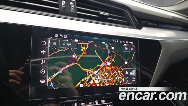 Audi e-tron 55 Quattro Sportback 2022 — фото 15