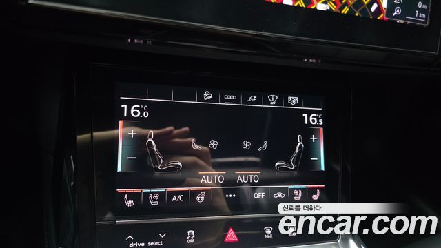 Audi e-tron 55 Quattro Sportback 2022 — фото 17