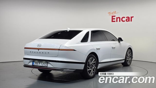 Hyundai Grandeur (GN7) 3.5 LPG 2WD Premium 2023 — фото 2