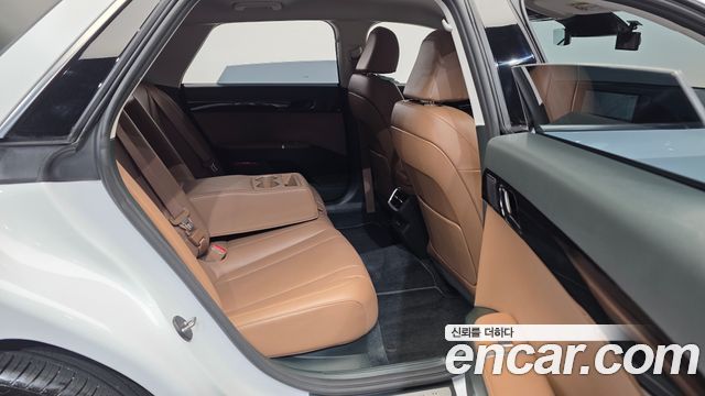 Hyundai Grandeur (GN7) 3.5 LPG 2WD Premium 2023 — фото 12