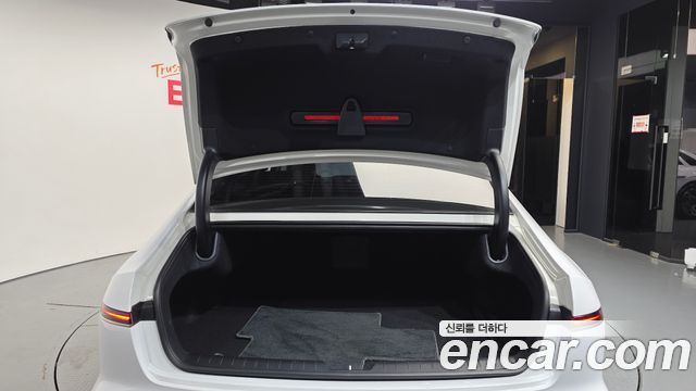 Hyundai Grandeur (GN7) 3.5 LPG 2WD Premium 2023 — фото 20