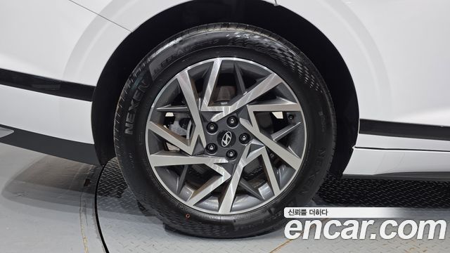 Hyundai Grandeur (GN7) 3.5 LPG 2WD Premium 2023 — фото 21