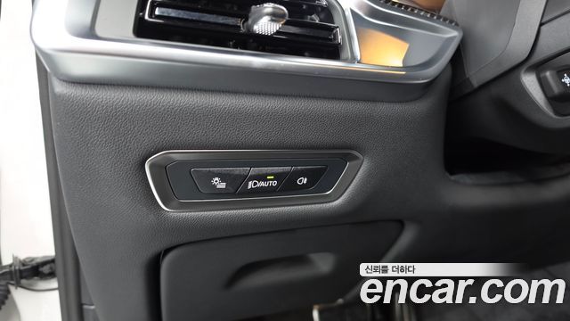 BMW X7 (G07) xDrive 40i M Sport 7STR 2025 — фото 20