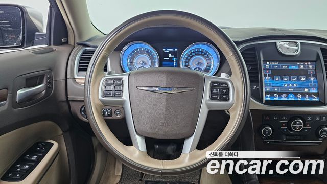 Chrysler 300C 3.6 AWD 2014 — фото 13