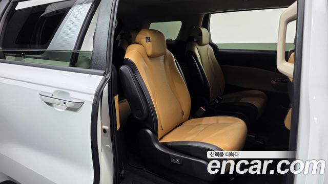Kia Carnival (IV) Diesel 9-Seater Prestige 2023 — фото 16