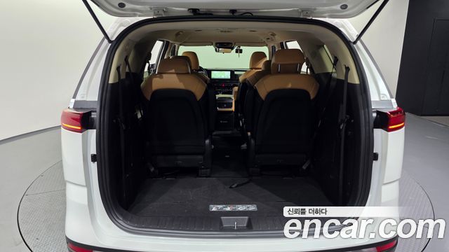 Kia Carnival (IV) Diesel 9-Seater Prestige 2023 — фото 24