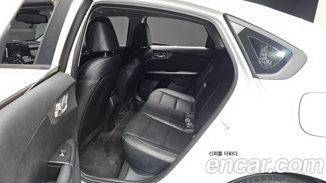 Kia K3 Standard 2021 — фото 12