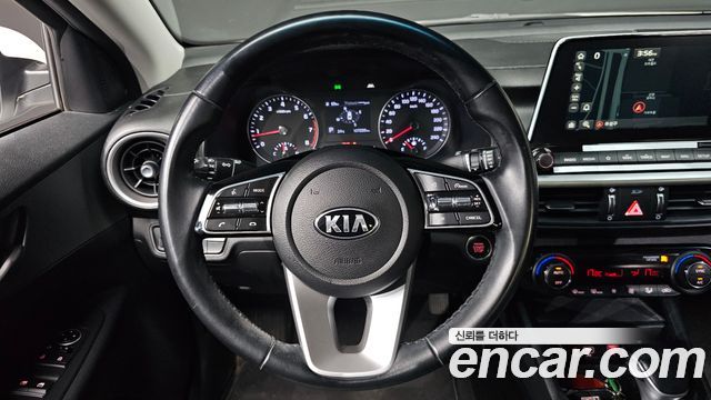 Kia K3 Standard 2021 — фото 13