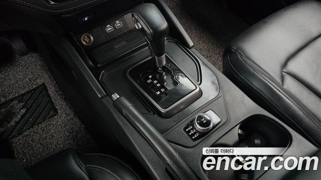 KG Mobility (SsangYong) Rexton Sports Khan Diesel 2.2 4WD Prestige 2023 — фото 9
