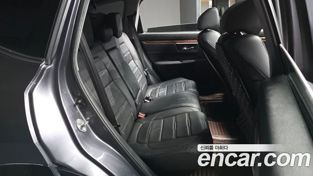 Honda CR-V (V) 1.5 EX-L 2WD 2019 — фото 12