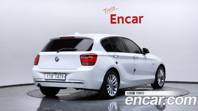 BMW 1 Series (F20) 118d Sport 5Door 2015 — фото 2