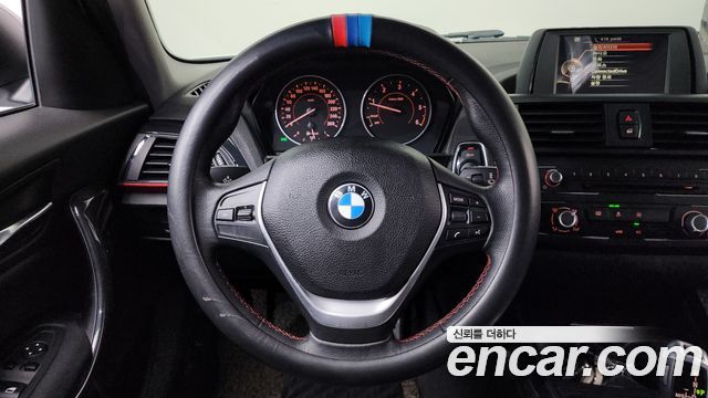 BMW 1 Series (F20) 118d Sport 5Door 2015 — фото 13