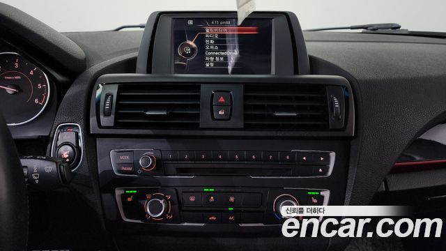 BMW 1 Series (F20) 118d Sport 5Door 2015 — фото 14