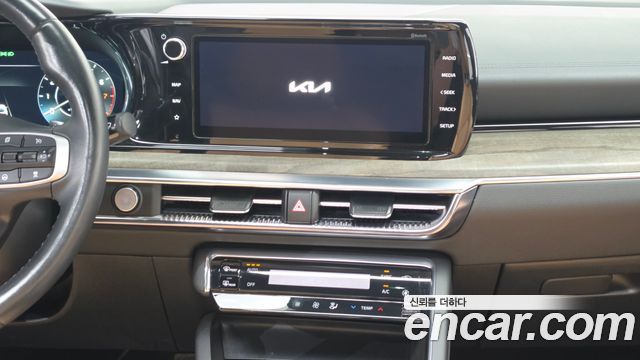 Kia K5 (III) 2.0 Noblesse 2023 — фото 14