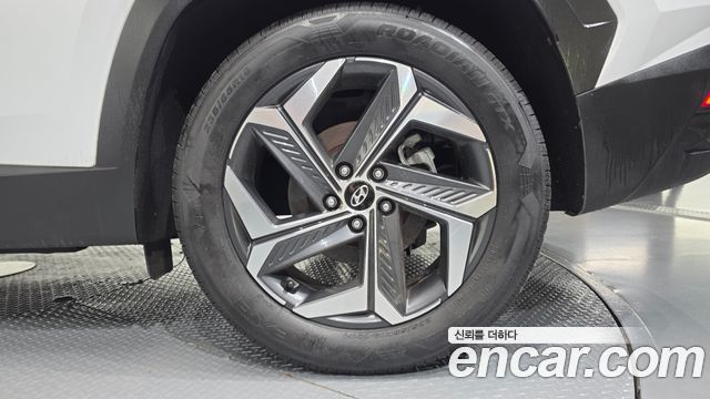 Hyundai Tucson (NX4) Gasoline 1.6 Turbo 2WD Inspiration 2022 — фото 21
