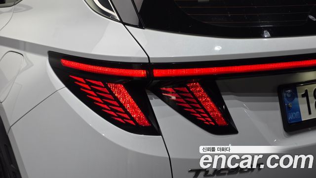 Hyundai Tucson (NX4) Gasoline 1.6 Turbo 2WD Inspiration 2022 — фото 23