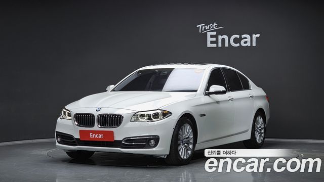BMW 5 Series (F10) 528i Luxury Plus 2016 — фото 1
