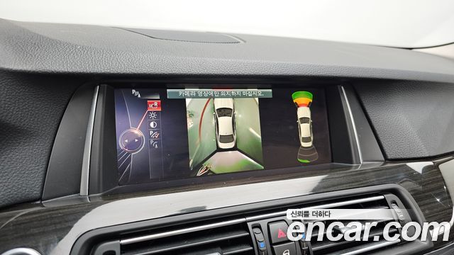 BMW 5 Series (F10) 528i Luxury Plus 2016 — фото 15