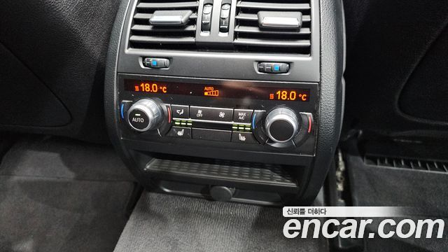 BMW 5 Series (F10) 528i Luxury Plus 2016 — фото 19