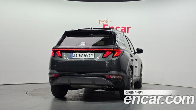 Hyundai Tucson (NX4) Gasoline 1.6 Turbo 4WD Inspiration 2022 — фото 4