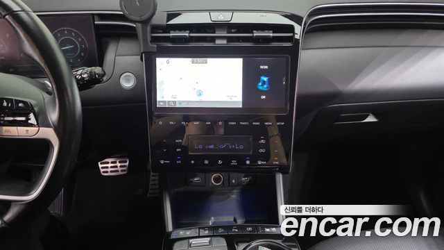 Hyundai Tucson (NX4) Gasoline 1.6 Turbo 4WD Inspiration 2022 — фото 13