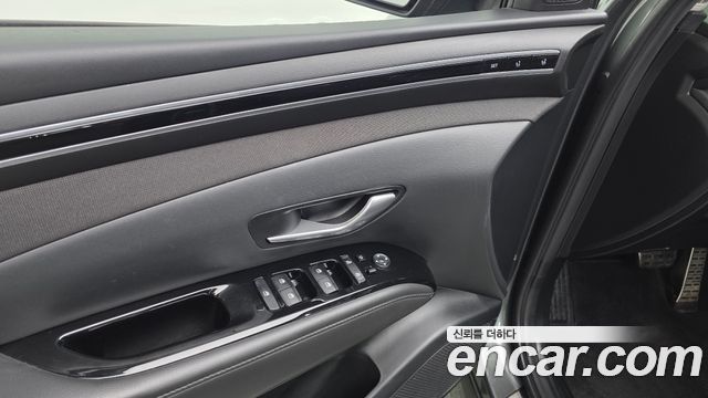 Hyundai Tucson (NX4) Gasoline 1.6 Turbo 4WD Inspiration 2022 — фото 20