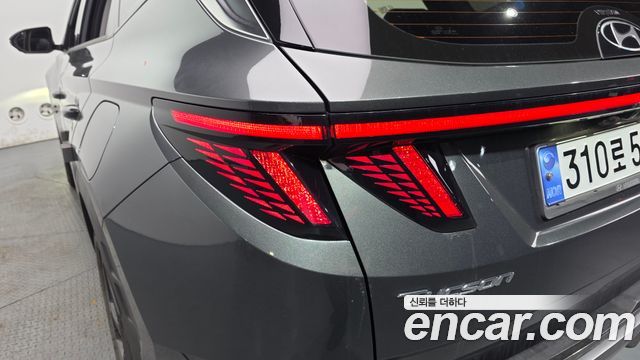 Hyundai Tucson (NX4) Gasoline 1.6 Turbo 4WD Inspiration 2022 — фото 23