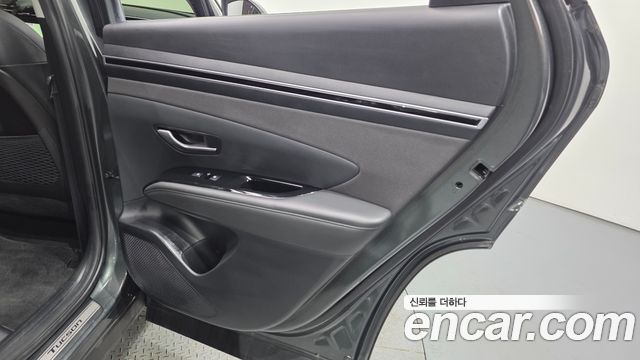 Hyundai Tucson (NX4) Gasoline 1.6 Turbo 4WD Inspiration 2022 — фото 25