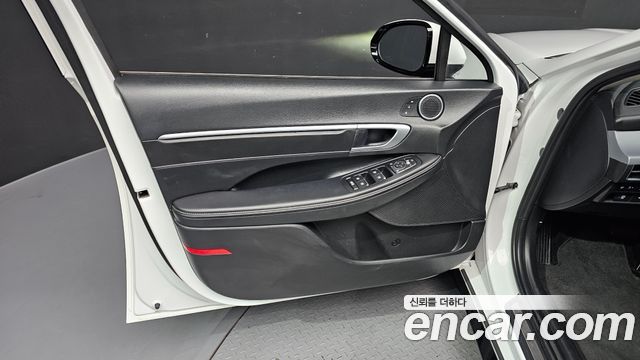 Hyundai Sonata The Edge (DN8) 2.0 Premium 2024 — фото 30