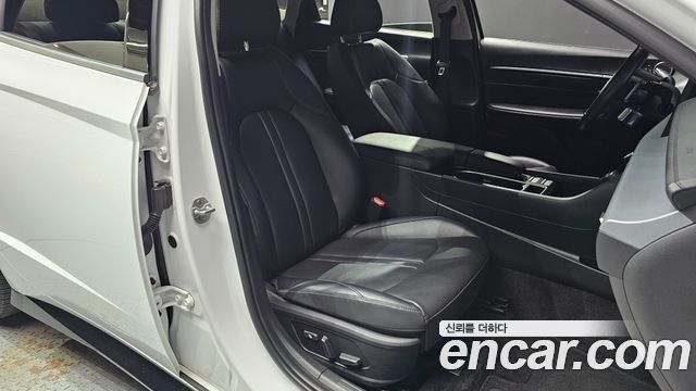 Hyundai Sonata The Edge (DN8) 2.0 Premium 2024 — фото 32