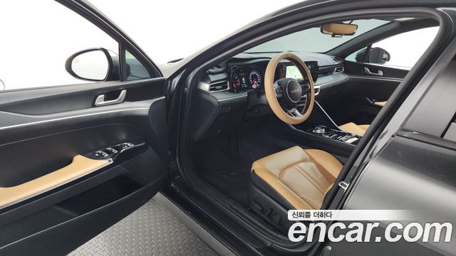 Kia K5 (III) 2.0 Prestige 2023 — фото 10