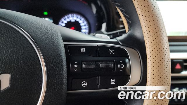 Kia K5 (III) 2.0 Prestige 2023 — фото 15