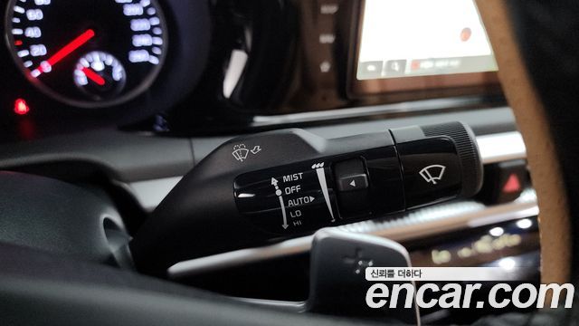 Kia K5 (III) 2.0 Prestige 2023 — фото 28