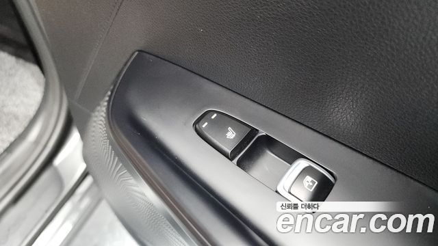 Kia K5 (III) 2.0 Prestige 2023 — фото 33