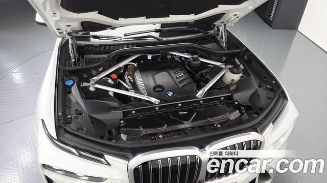 BMW X7 (G07) xDrive 40d Design Pure Excellence 7-Seater 2024 — фото 6