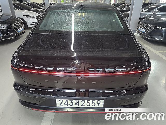 Hyundai Grandeur (GN7) 3,5 Gasoline 4WD Honors 2026 — фото 4